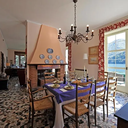 Sleeps 12 Laglio